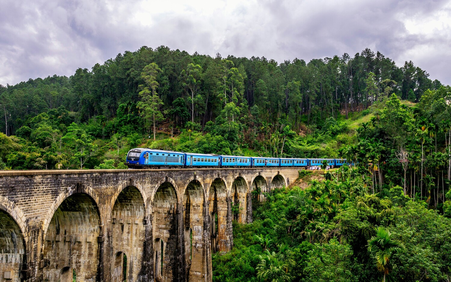 ԽՄԲԱՅԻՆ ՏՈՒՐ ՇՐԻ ԼԱՆԿԱ