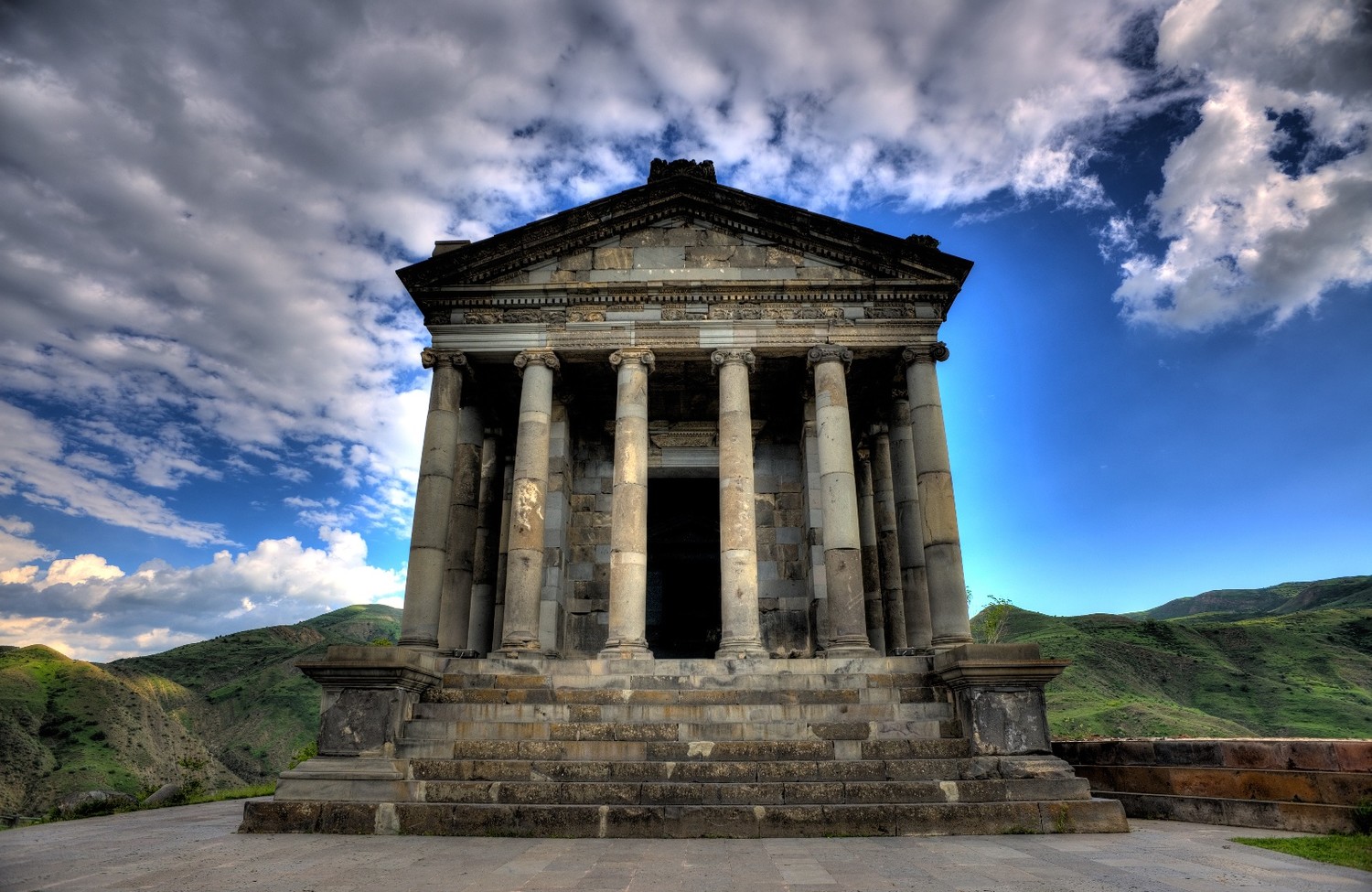 The Treasures of Armenia at Your Fingertips